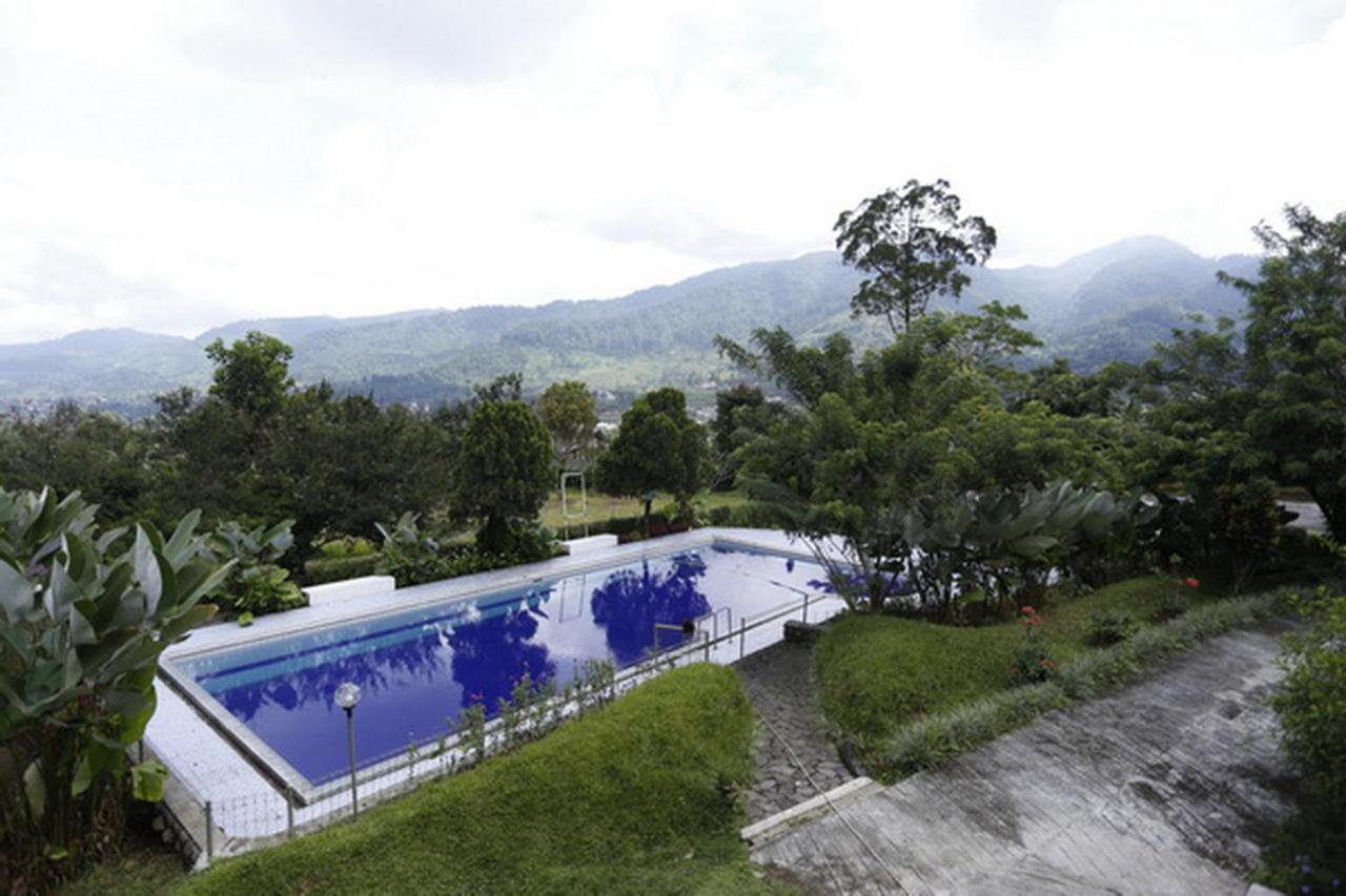 Villa Alam Indah By Anrha Bogor Exterior photo